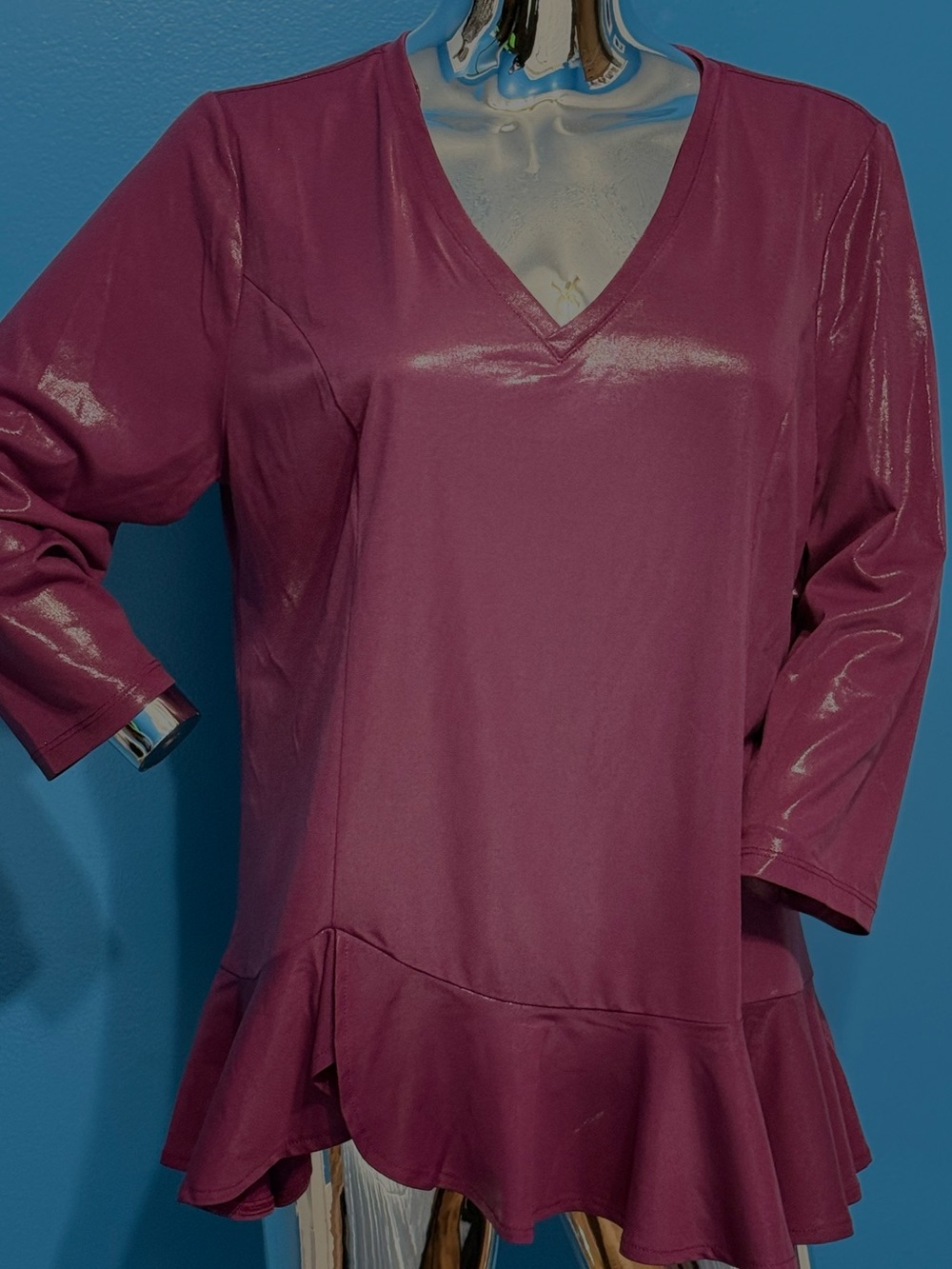 Attitudes by Renee Plum V-Neck Cha Cha Ruffle  Hem Tunic M